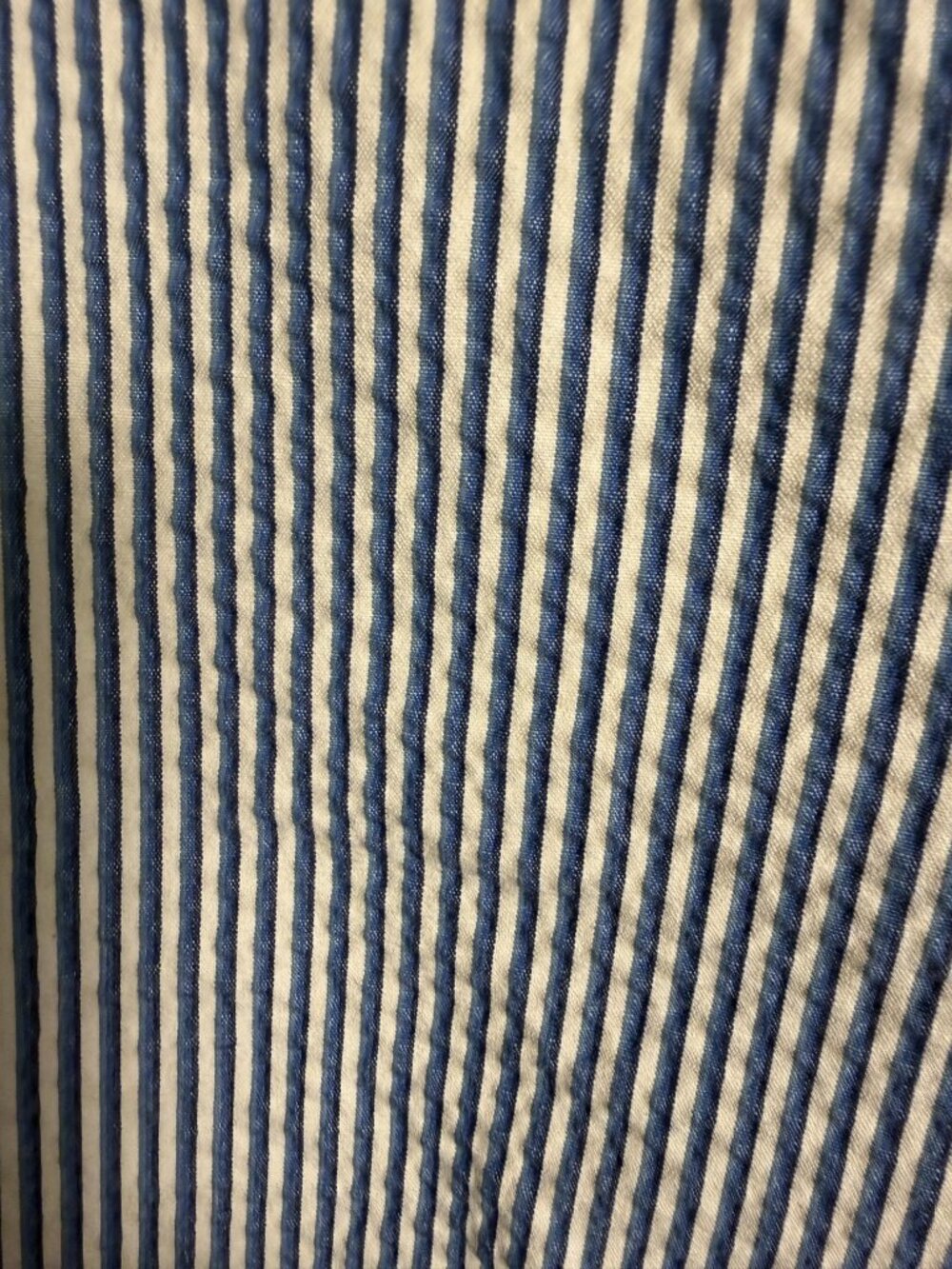 Akris Punto | Size 8 | Frankie Stretch Seersucker Pants in Cream and Navy - Picture 6 of 12